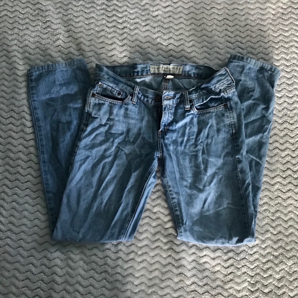Abercrombie & Fitch boyfriend jeans